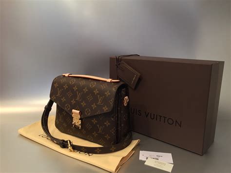 louis vuitton pochette gebraucht|louis vuitton pochette métis monogram.